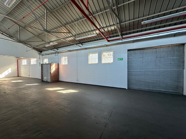 To Let commercial Property for Rent in Maitland Western Cape